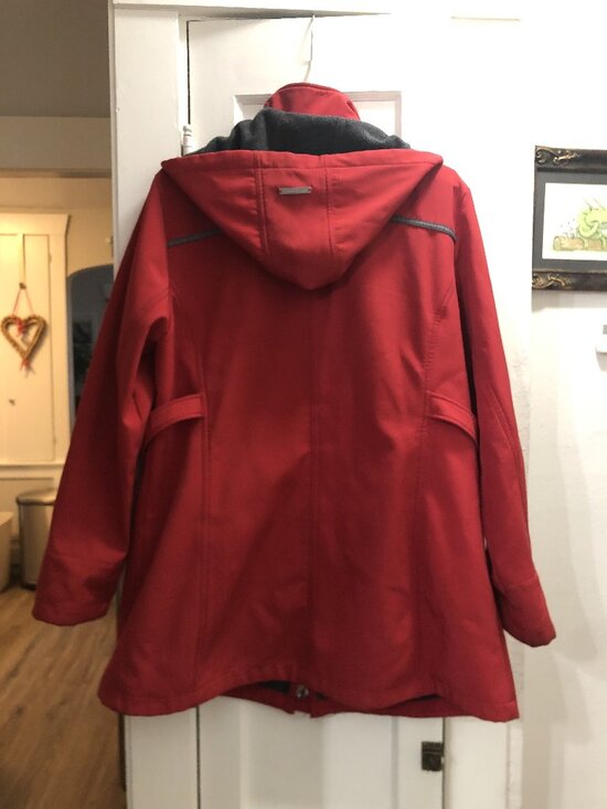 London Fog Red Fleece-Lined Raincoat with Detachable Hood – XL - Picture 2 of 6